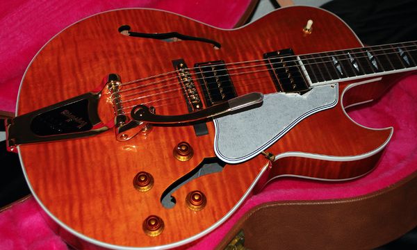 Heißer Verkauf gute Qualität E-Gitarre 2013 Custom Shop Memphis ES195Figured Trans Amber Vintage Gloss (#GAT0101) Musikinstrumente