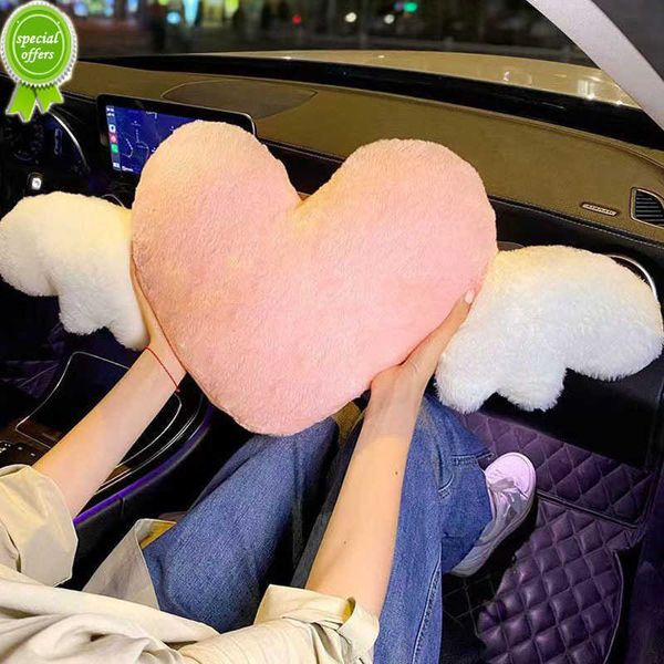 Cuscino per il collo in peluche per auto Supporto lombare Simpatico cartone animato Love Wings Styling Poggiatesta automatico Cuscino per la schiena in vita Accessori per auto Interni