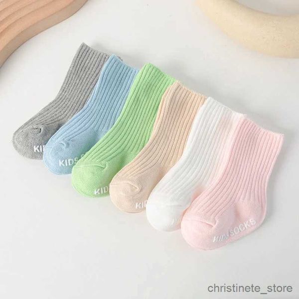 Kindersocken, solide weiße Buchstaben-Bodensocken für Kleinkinder im Alter von 0–3 Jahren, für Neugeborene, Babys, Mädchen, Jungen, weiche Baumwolle, rutschfest, vertikal gestreift