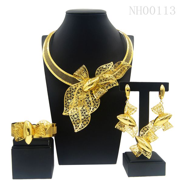 Jóias de casamento Colar para mulheres Dubai Gold Tone Jewelry Conjunto de joias com 24k Brincos originais Anéis Bracelets Presentes de casamento Nigeria 230422