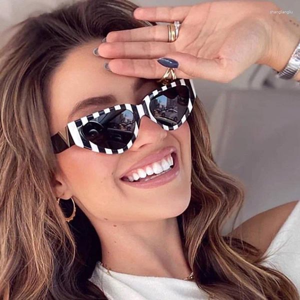 Óculos de sol estilo europeu americano óculos de sol para homens mulheres forma de olho de gato uv400 proteção moda na moda feminina óculos de sol