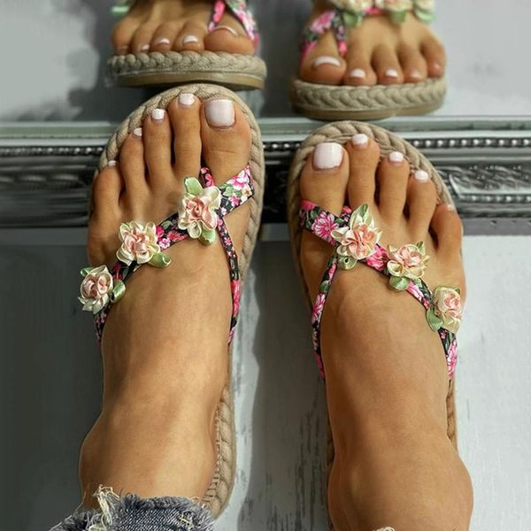 Slippers feminino sandálias de verão moda flor bohemia ladies string mamas femininas chinelas planas sapatos sapatos feminino