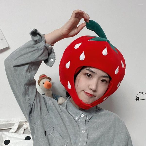 Fontes de festa engraçado chapéu de morango cosplay adereços frutas vermelhas chapelaria inverno quente proteção de ouvido feminino 2023