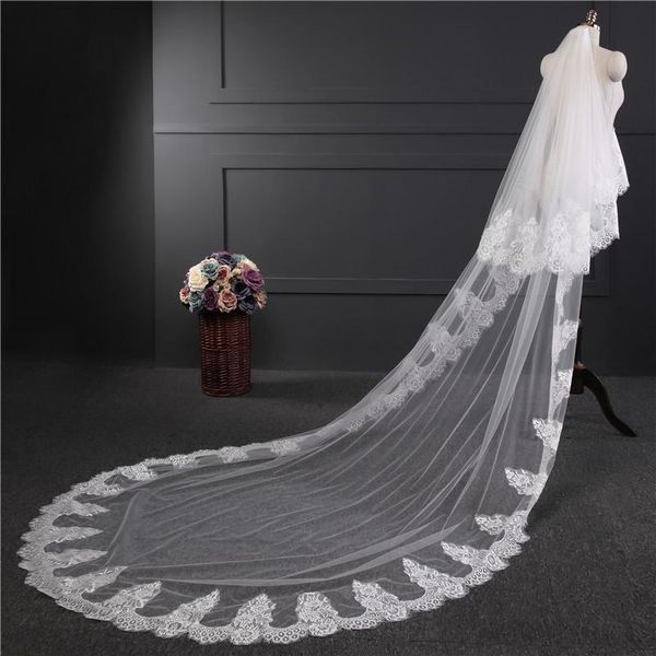 Veli da sposa 2023 Immagine reale 3 metri Velo da sposa lungo elegante in pizzo a due strati con bordo a pettine