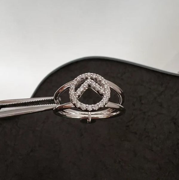 Дизайнерские кольца кольца Love Ring Gold F Letter Luxury Crystal Luxury Diamond Loop Rings Женская свадьба 925 Серебряные украшения для мужчин размером 6 7 8