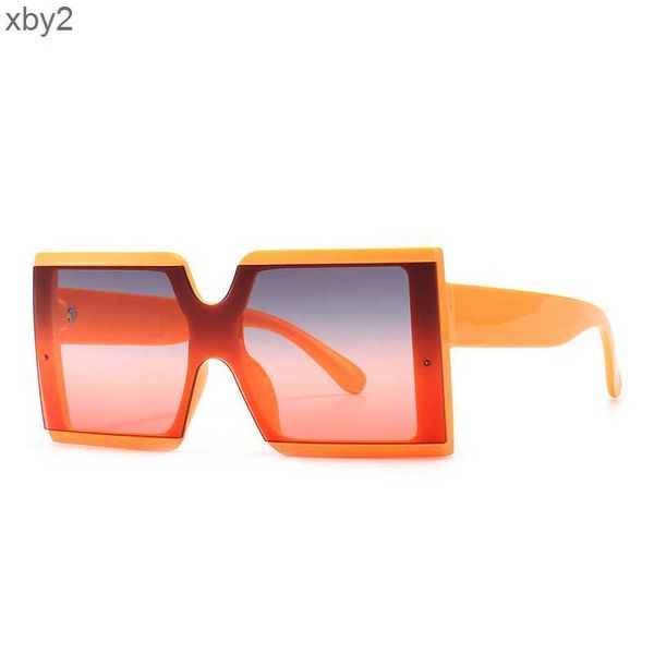 Sonnenbrille, quadratisch, geleefarben, ins Wind, Sonnenbrille, Mode, Straßenfotografie, moderner Charme, Sonnenbrille q1254