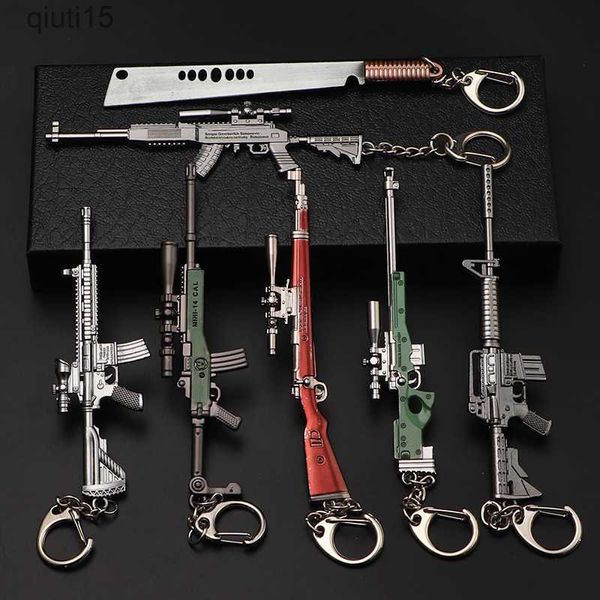 Cartoon Figuren Cartoon Spiel PUBG 98K AWM AKM M24 Mini Gun Legierung Anhänger Schlüsselanhänger Auto Schlüsselanhänger Schlüsselanhänger Handytasche Hängeschmuck Kinder Geschenke T230425