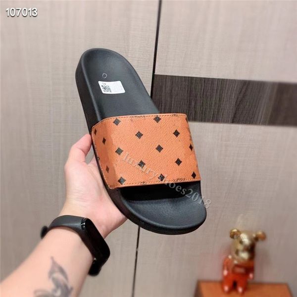 Designer de verão Flippers de luxo mulheres mensal de couro de moda slide Slide Lady Beach Shop Shoes Casual com Box 35-45