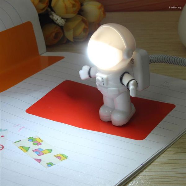 Luzes noturnas Astronauta USB LED LUZ LIVRO CRIGUENTE Computador Presente moderno minimalista fofo 2023