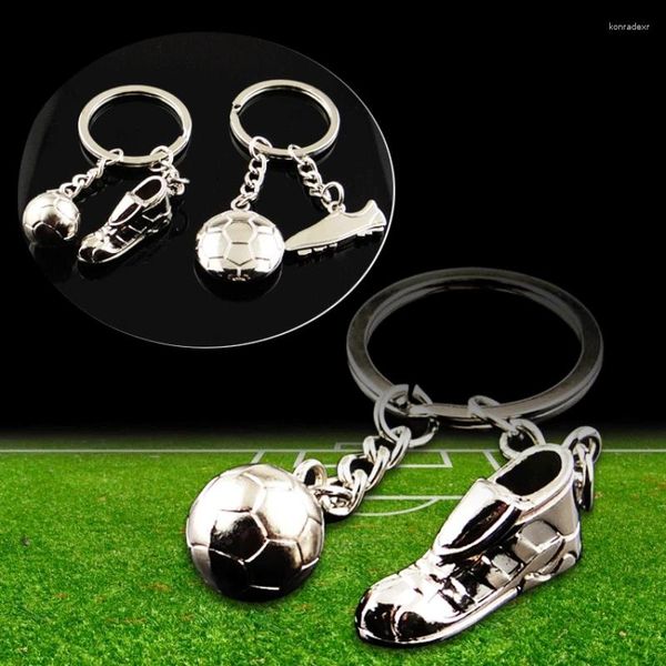 Schlüsselanhänger 1 Stück Zinklegierung 3D-Fußballschuhe Schlüsselanhänger Fans Souvenirs Gedenkgeschenke für gute Freunde