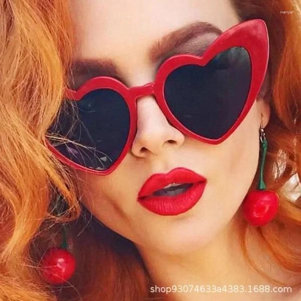 Óculos de sol em forma de coração em forma de coração moda tendência feminina festa gato-olho óculos