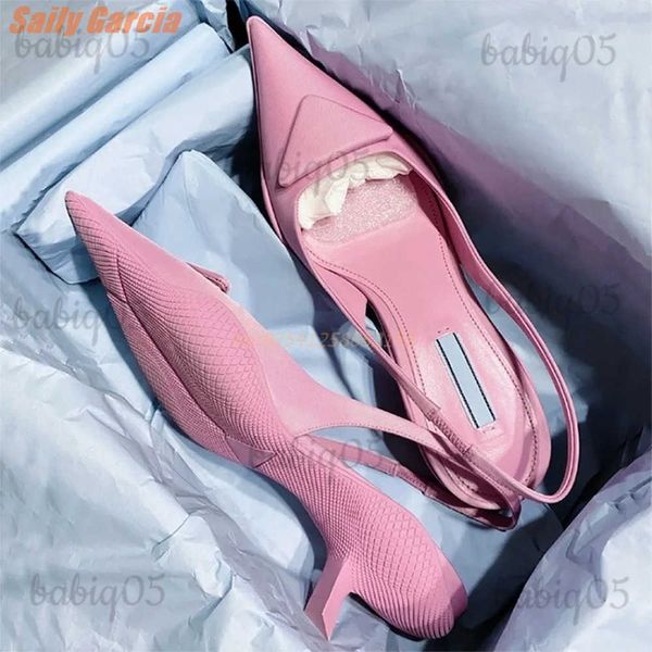 Туфли на каблуке «Котенок» Твердые сандалии с острым носком на спине Женские сандалии на розовом каблуке Дизайнерская обувь для женщин Летняя мода Черный Зеленый T231125