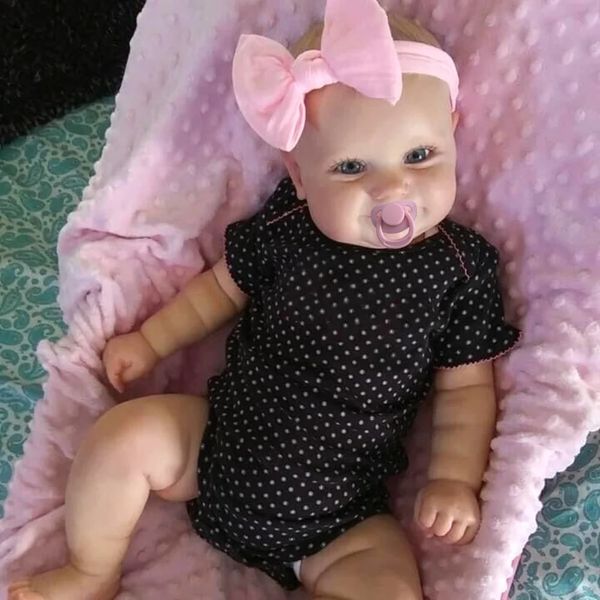 Puppen 19 Zoll bereits fertige wiedergeborene Babypuppe Maddie Smile Girl handgemachte 3D-Haut sichtbare Adern Kunstsammlung Spielzeugfigur Geschenk 231124