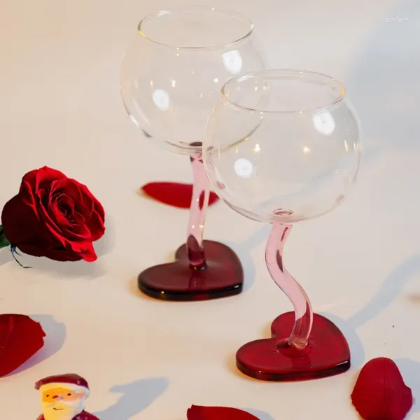 Weingläser, Liebestasse, Hochzeitsgeschenk, Valentinstag, Bestellung, hoher Sinn für Design, niedliches Zuhause-Glas