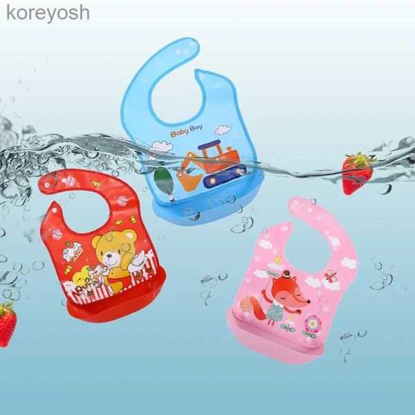 Lätzchen Spucktücher Baby-Lätzchen mit Reistasche Wasserdichtes EVA-Baby-Speicheltuch Niedliche Cartoon-Kinder essen Silikon-LätzchenL231125