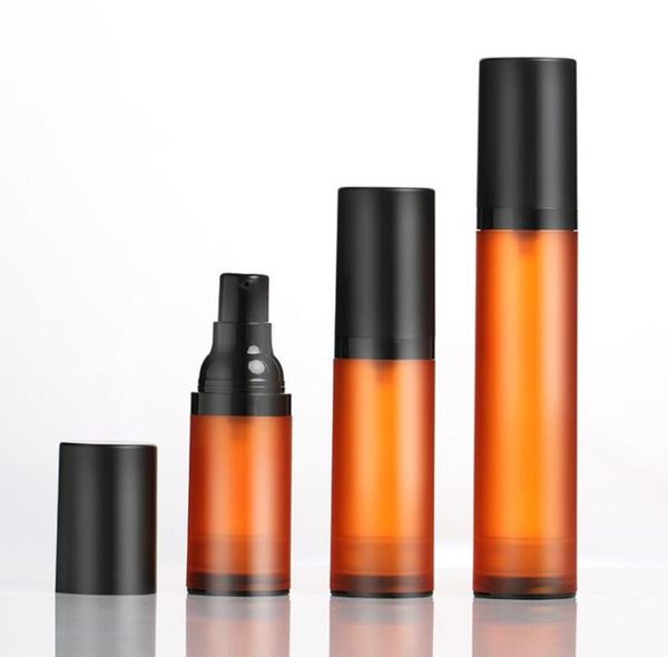 Bottiglia airless marrone satinato Coperchio pompa nera Spruzzatore Toner Lozione Contenitore cosmetico 15 ml 30 ml 50 ml Strumenti per il trucco 100 pezzi