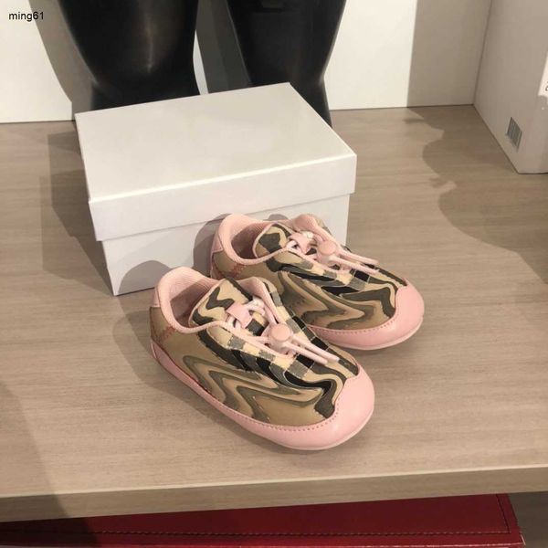 Scarpe da bambino firmate di marca scarpe da ginnastica per bambini in tela di tela Confezione da 20-25 scarpe da passeggio per neonati di alta qualità Nov25