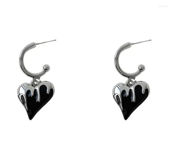 Orecchini a bottone Moda Ragazze giovani Vernice Cottura Cuore nero Zircone intarsiato Colore argento Design Matrimonio Gioielli in acciaio inossidabile