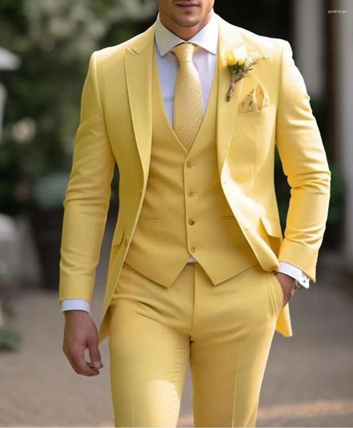 Abiti da uomo giallo smoking groom groomsman feste di nozze uomini slim fit da 3 pezzi abiti