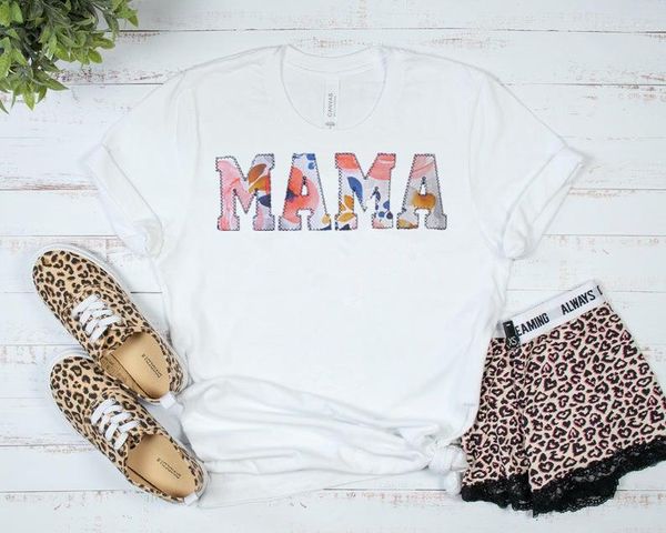 Damen-T-Shirts Mama Bestickte Blumenapplikationen Einfacher Pullover Geschenk für Mama Personalisierte Kurzarm-Oberteile T-Shirts O-Ausschnitt Baumwolle Goth Y2k