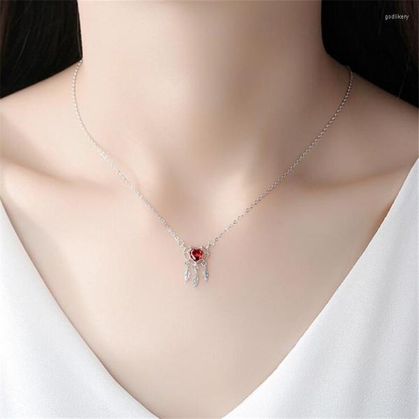 Catene Bohemian Red Heart Shaped Zircon Dream Catcher Yassel Feather Collana color argento personalizzata per regali di gioielli di moda donna