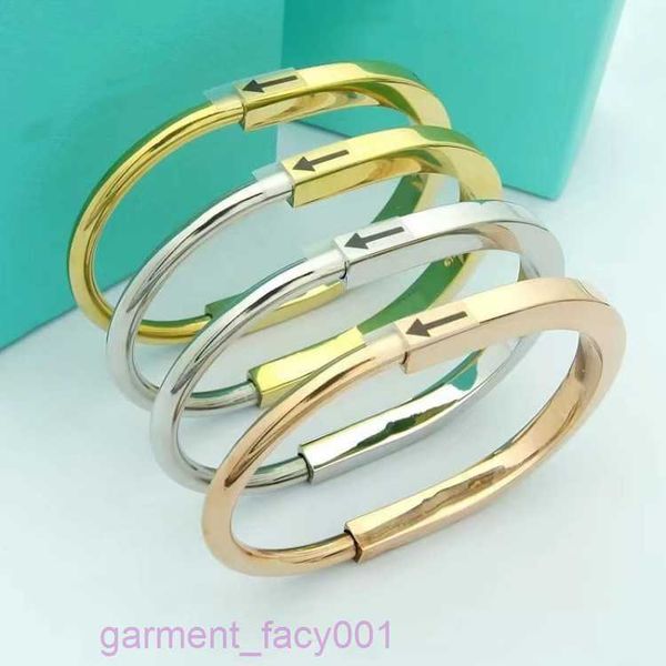 Luxuoso designer de luxo ouro ferradura pulseira feminina aço inoxidável moda rosa ouro casal pulseira jóias atacado