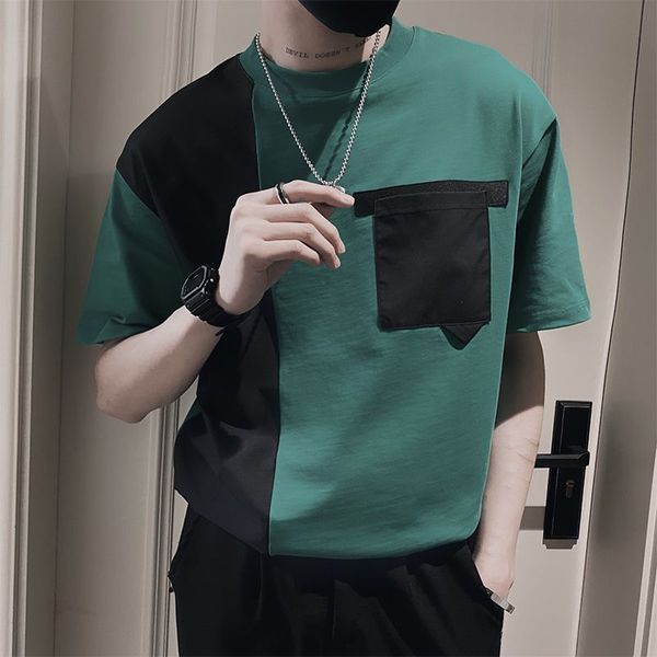 T-shirt da uomo Moda O-Collo Tasche impiombate T-shirt asimmetrica Abbigliamento da uomo Estate Pullover casual oversize T-shirt coreana 230426