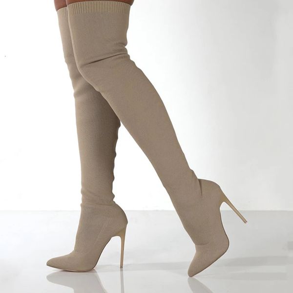 Donne di oltre 167 autunno gli stivali al ginocchio Slip al tallone alto su scarpe da tubo a maglia elastica beige nera retrò sexy bota femminina 231124