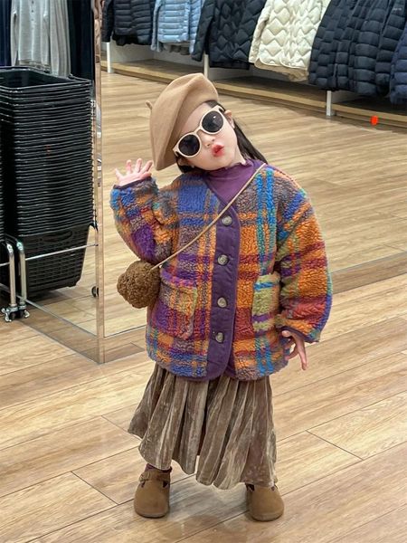 Jacken Mädchen Mantel Top Koreanischen Stil Kinder 2023 Winter Baumwolle Lamm Wolle Casual Vintage Lila Farbe Gitter Warm
