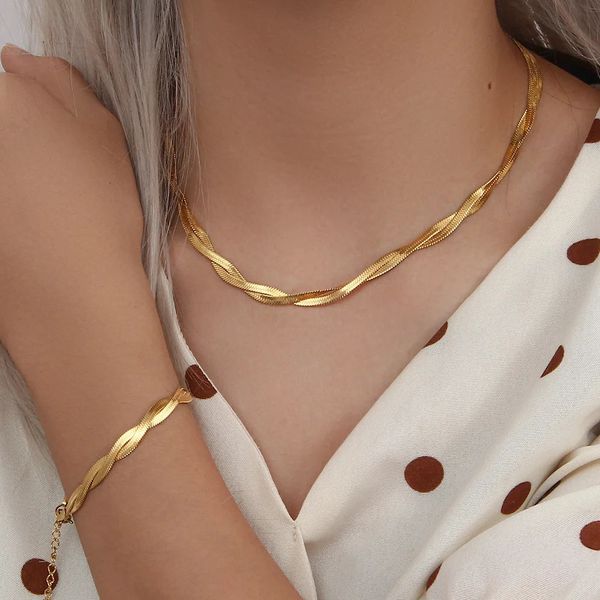 Chokers 18k banhado a ouro impermeável trançado herringbone cadeia colar pulseiras conjunto atacado jóias de aço inoxidável para mulheres 231124