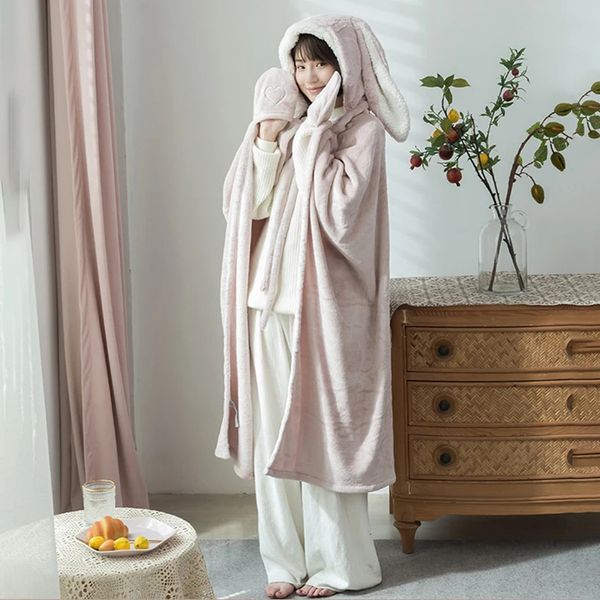 Cobertores Swaddling Kawaii Wearable Cobertor de Coelho Bonito Coral Veludo Cobertor Quente no Inverno Estilo Japonês Com Capuz Manto Cobertores Adultos Crianças 231124