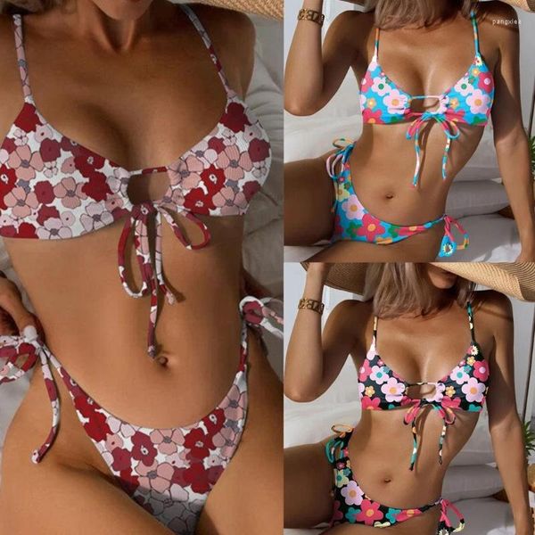 Costumi da bagno da donna 2023 Donna in due pezzi Borsa morbida Bikini con taglio alto Allacciatura sexy Costumi da bagno Perizoma Beachwear Stampa colorata con spalline