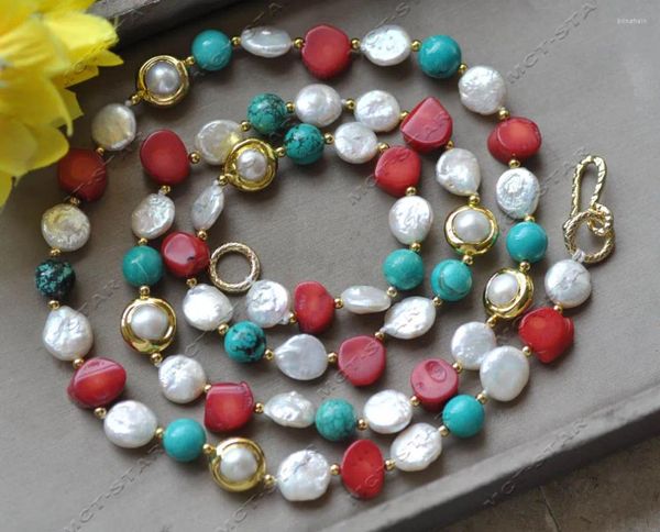 Catene Z12942 Collana di perle rotonde placcate in oro con monete bianche di corallo rosso turchese verde da 35 pollici