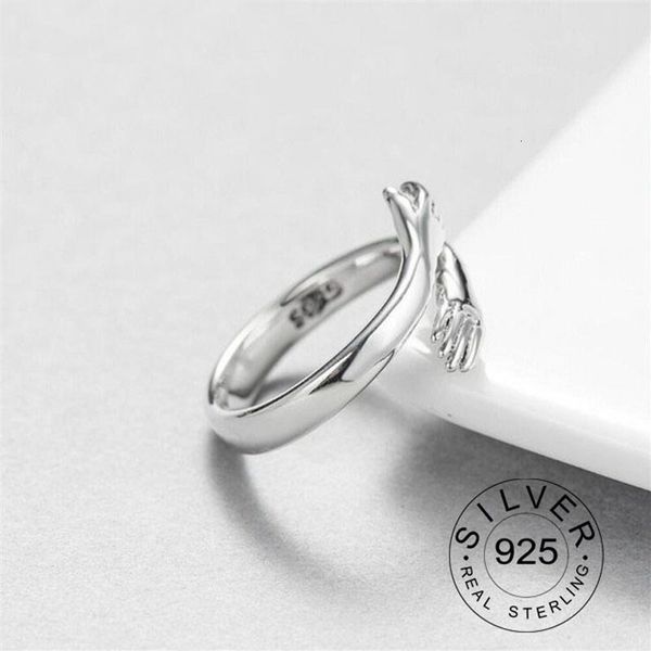 Anello solitario Anello in argento sterling ridimensionabile di bell'aspetto Anello di gioielli in oro pregiato alla moda Mani antiche Anelli a forma di abbraccio per le donne Regalo kofo 230425