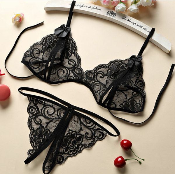 Set sexy Set di lingerie sexy con lacci Set da donna esotico con apertura sul cavallo Biancheria intima trasparente Gstring Fasciatura Bikini Set a tre punti 230426