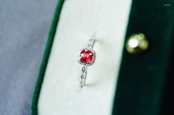 Anelli a grappolo JHY Oro massiccio 18 carati Natura Spinello rosso 0,55 ct Pietre preziose Diamanti per le donne Gioielleria raffinata Presenta l'ammonizione in sei parole