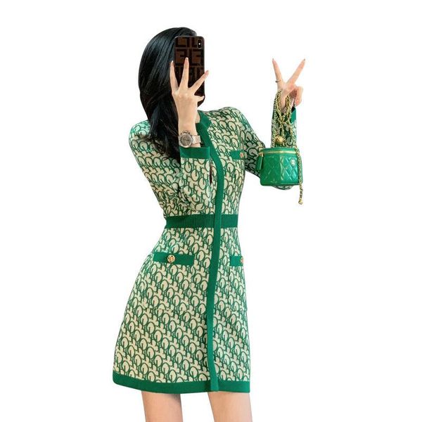 2023 Yeni Bahar Moda Kadınları O boyun boyunlu yeşil renk baskı deseni Yüksek bel A-line örgü elbise smlxl