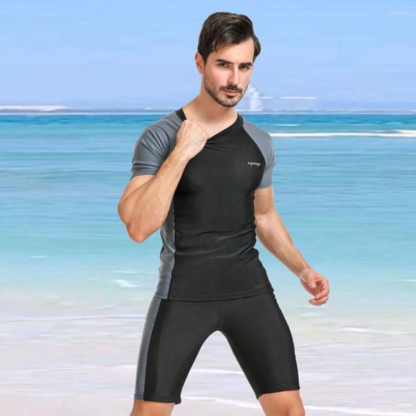 Costumi da bagno da donna 2023 Moda uomo Nuoto Tuta da surf Split Maniche corte Protezione solare Spiaggia Asciugatura rapida Nuotata Snorkeling
