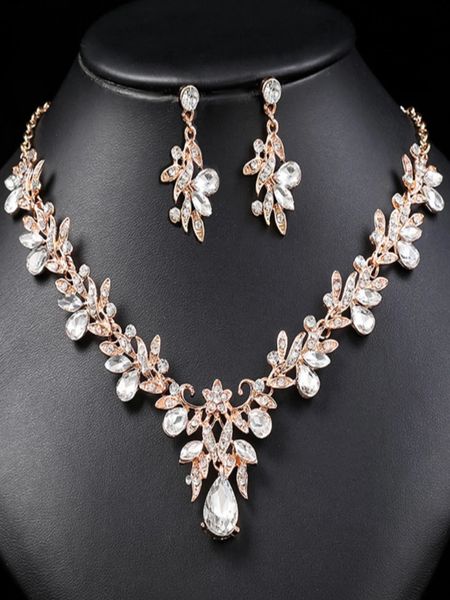 Perlenketten 3-teiliges Schmuckset mit künstlichen Kristallohrringen und Halskette, geeignet für Frauen zum Besuch von Partys 231124