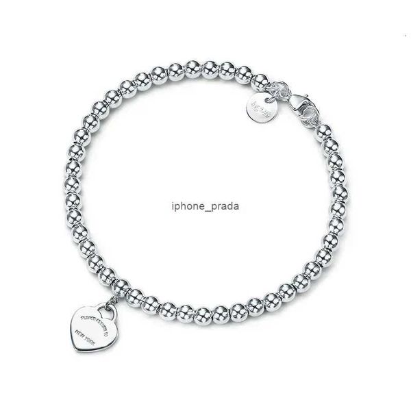 Amore Designer Cuore Bracciale Argento Bracciale Placcatura inferiore per la fidanzata Regalo souvenir Fascino di moda Designerjewelry 1 gioielli