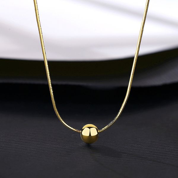 A mais recente tendência de colar de pingente de bola de ouro pequena marca feminina de luxo feminina banhada 18k colar de cadeia de cobra de ouro feminino s925 jóias de gola prateada de colarinho de prata