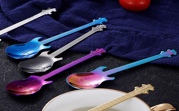 Epacket criativo 304 aço inoxidável pequenas colheres de café guitarra notas musicais forma colher de sobremesa colher de agitação adorável titânio pla8364257