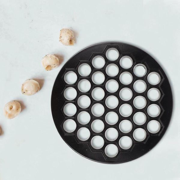 Bakgereedschap Gaten Dumplings Maker Snelle pers Zinklegering Keukenaccessoires voor thuis Dumpling Pressing Mold Tool (zwart)