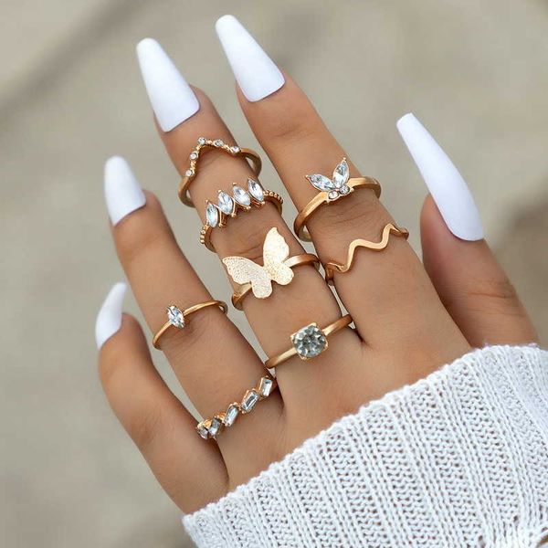 Anelli a fascia Bohemian Zircon Butterfly Ring Set per le donne Vintage Gold Color Wave Geometric Strass Metal Knuckle Rings 2023 Nuovi gioielli AA230426