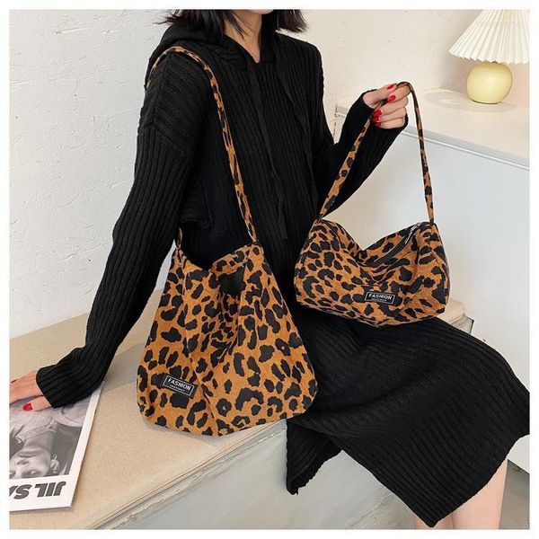 Akşam Çantaları Kış Leopar Baskı Tote Çanta Büyük Kapasiteli Zebra Kadın Crossbody M/L 10/14.5 inç Kısa Geziler için Alışverişçi