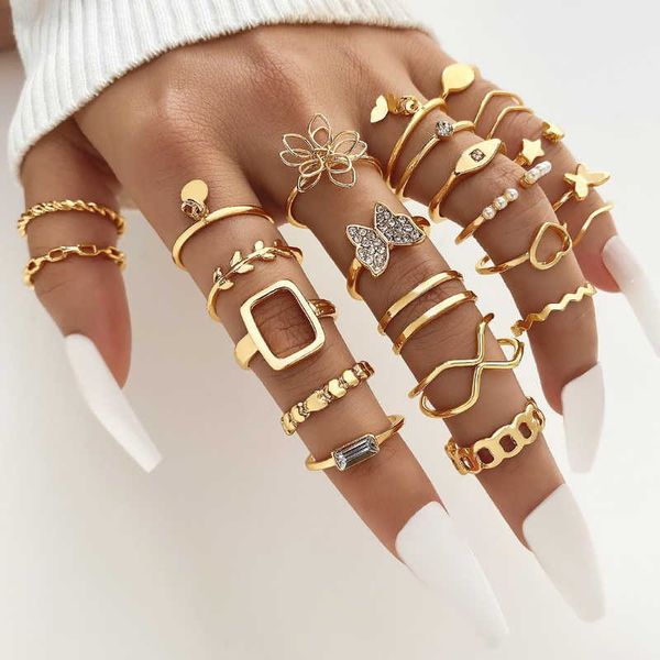 Anelli a fascia 22PCSSET Vintage Zircon Butterfly Heart Knuckle Rings Set per donna Uomo Hollow Flower Leaf Chain Geometric Rings Trendy Jewelry AA230426