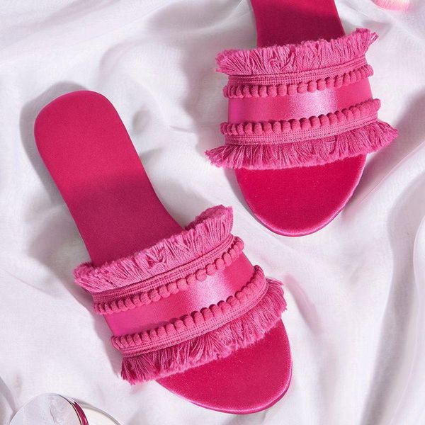 Terlik Kadınlar İçin Yaz Püskül Sönümlü Moda Düz Sıraslı Sandalet Lüks Tasarımcı Mules Bohemia Beach Ayakkabı Sandalias De Mujer