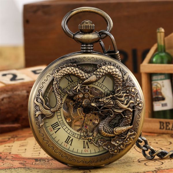 Taschenuhren Bronze Hollow Dragon Display Half Hunter Mechanische Uhr Coole antike Anhänger manueller Mechanismus Uhr Geschenk männlich 230426