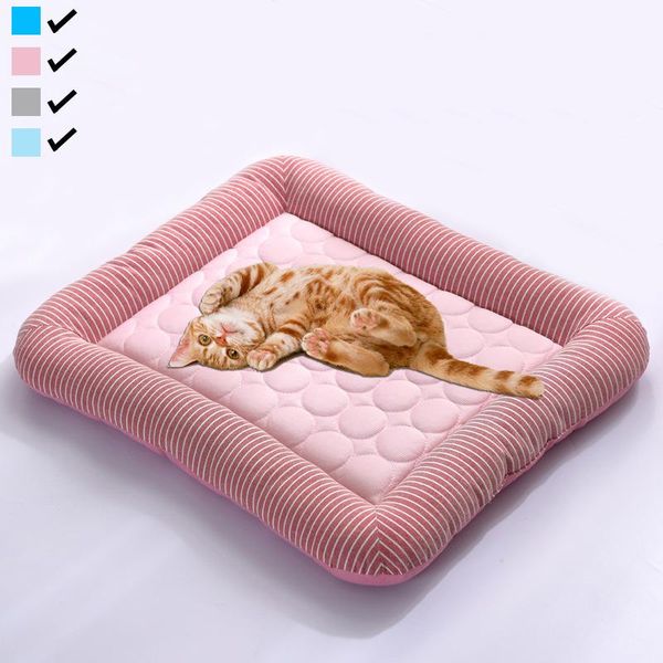 Tappetini Nuovo tappetino per animali domestici Letto per gatti Tappetino fresco in seta di ghiaccio Mesh Comodo tappetino per gabbia per gatti Tappetino sottile estivo Traspirante e comodo fresco