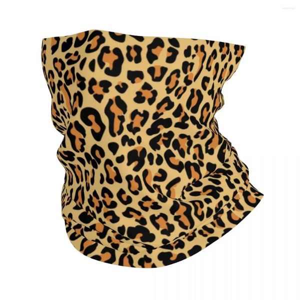 Berets leopardo impressão bandana pescoço gaiter à prova de vento rosto cachecol capa mulheres homens animal pele bandana tubo balaclava